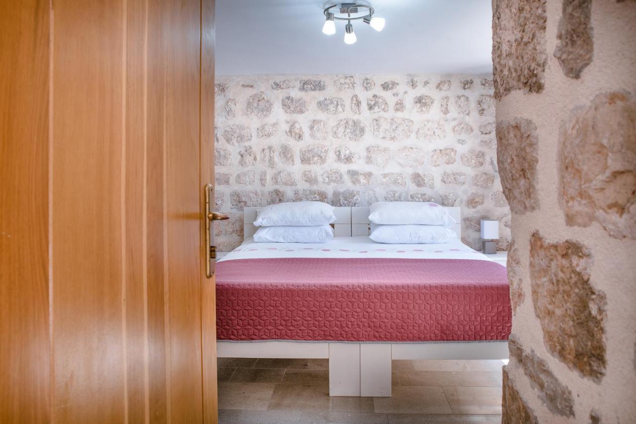 Guesthouse Mrshe Palace Perast Exterior foto