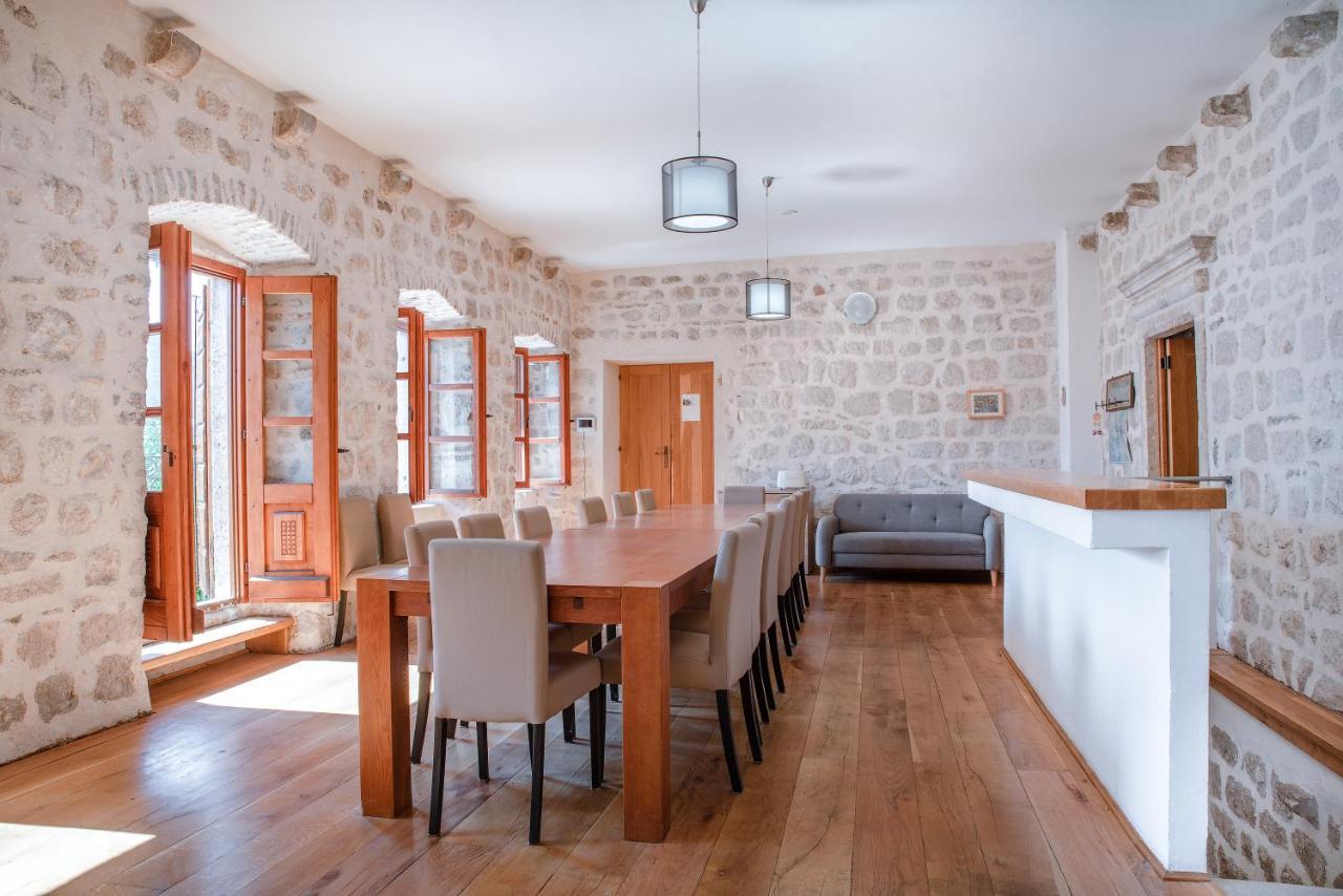 Guesthouse Mrshe Palace Perast Exterior foto